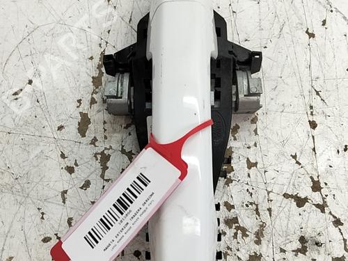 rear-right-exterior-door-handle-land-rover-range-rover-evoque-l538-2011-2012-2013-2014-2015-2016-2017-2018-2019-39048197 main image