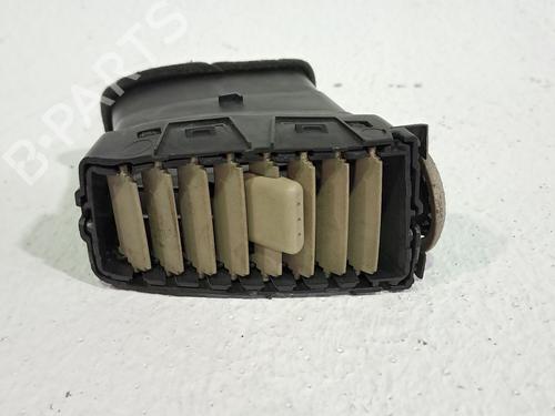 Used Air vent NISSAN MICRA III (K12) 1.4 16V (88 hp) 23944166