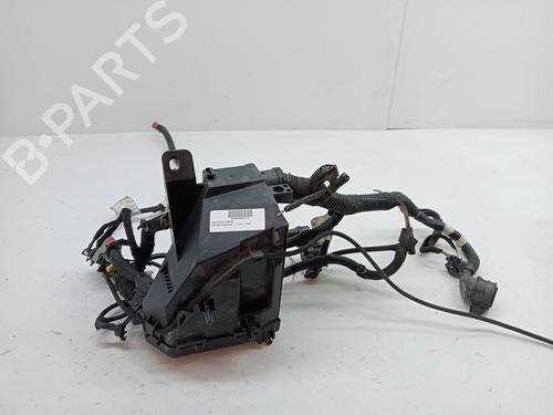 Used Fuse box FIAT 500X (334_) 2.0 D Multijet 4x4 (334AXB22, 334AXD2B) (140 hp) 23340674