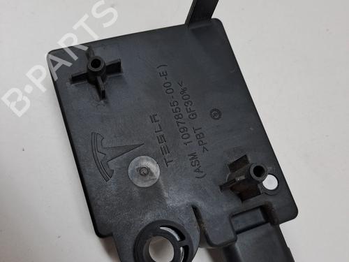 Module électronique TESLA MODEL 3 (5YJ3) EV Performance AWD | BP23943415M83 