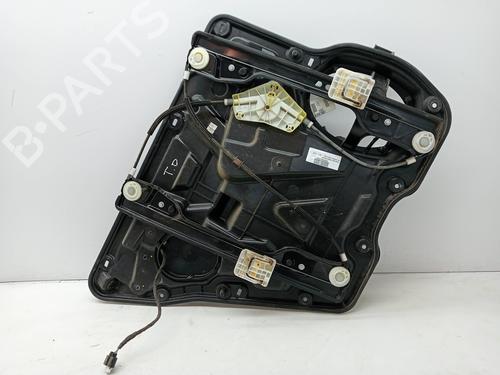 Mechanizm podnoszenia szyby tylnej prawej FIAT FREEMONT (345_) 2.0 JTD K68043738AA
