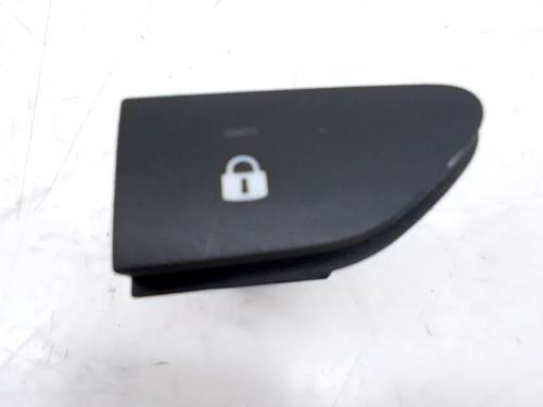 switch-renault-captur-i-j5_-h5_-2013-33815579 main image