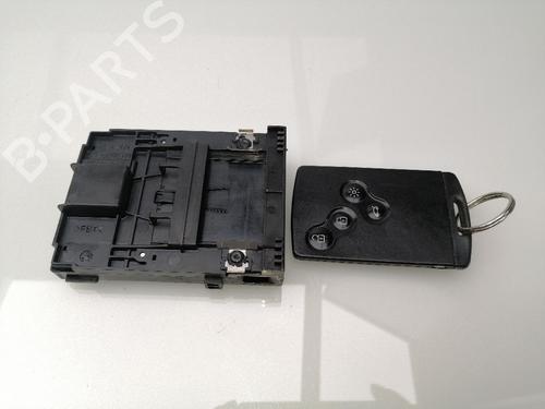 Clé de contact RENAULT MEGANE III Hatchback (BZ0/1_, B3_) 1.6 16V (BZ1B, BZ1H) (110 hp) 23385949