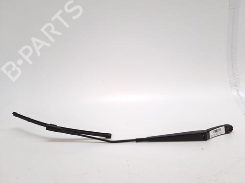 Used Front windshield wiper arm SKODA OCTAVIA III Combi (5E5, 5E6) 1.6 TDI (110 hp) 23362853