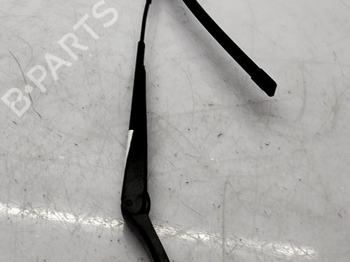 Vindspejlsviskerarm Vindspejlsviskerarm VW GOLF V (1K1) 1.9 TDI (105 hp) 33766304 33766304