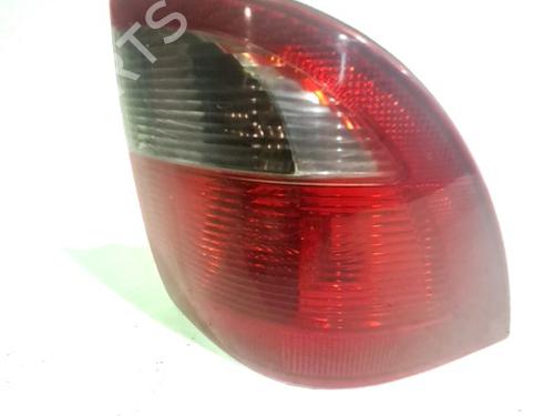 Farolim direito SAAB 9-5 Estate (YS3E) 2.3 Turbo (250 hp) 31011938