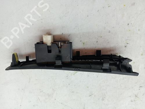 Used Right rear window switch TOYOTA RAV 4 III (_A3_) 2.2 D 4WD (ALA30_, ALA30R) (136 hp) 23356790