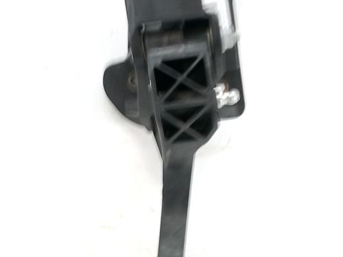 Kløtsj Kløtsj PEUGEOT 2008 II (UD_, US_, UY_, UJ_, UR_, UC_) 1.2 PureTech 100 (USHNK) (101 hp) 34209495 34209495