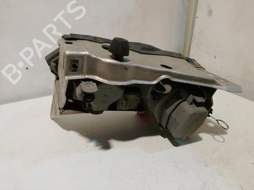 Used Right headlight ALFA ROMEO 146 (930_) 1.6 i.e. 16V T.S. (930.B2B, 930.B2C) (120 hp) 25708009