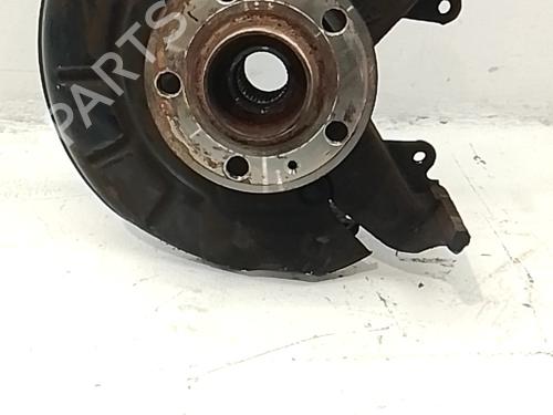 Used Right front steering knuckle Right front steering knuckle VW POLO IV (9N_, 9A_) 1.6 16V (105 hp) 36376694 36376694