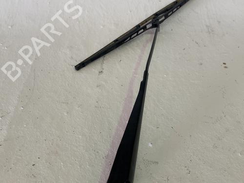 Used Front windshield wiper arm Front windshield wiper arm 37688247 37688247