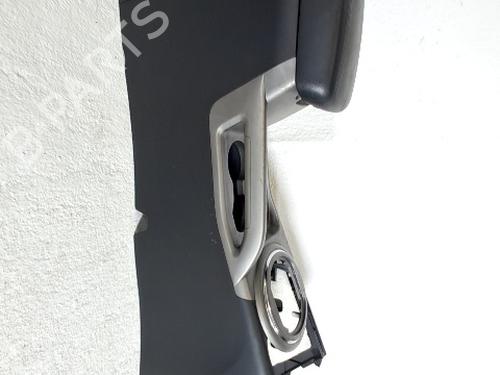 Mittelkonsole KIA SPORTAGE III (SL) 1.7 CRDi (116 hp) 31035852