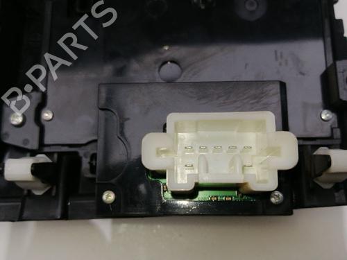 Bilradio MITSUBISHI PAJERO IV (V8_W, V9_W) 3.2 DI-D (V88W, V98W) | BP23381803E6 