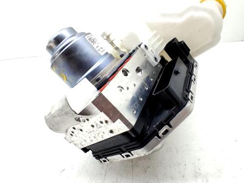 Used ABS pump FIAT 500e (332_) Elektro 3+1 (FA1) (118 hp) 30408208