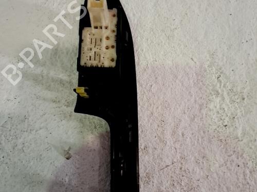Used Right rear window switch LEXUS CT (ZWA10_) 200h (ZWA10_, ZWA10R) (136 hp) 29557636