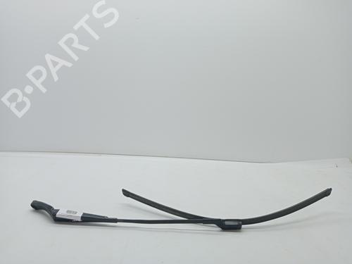 Used Front windshield wiper arm OPEL ASTRA K (B16) 1.2 Turbo (68) (110 hp) 23347812