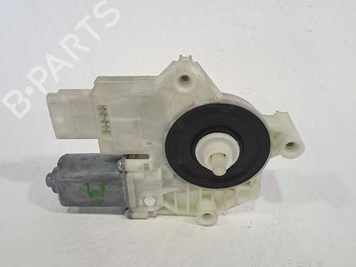 Used Left front window motor RENAULT CAPTUR II (HF_) TCe 140 (HFN0) (140 hp) 25834359