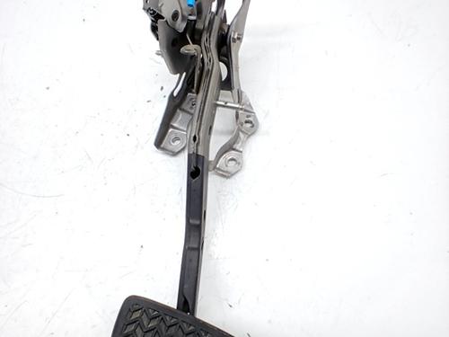 Rempedaal LEXUS CT (ZWA10_) 200h (ZWA10_, ZWA10R) (136 hp) 30337261