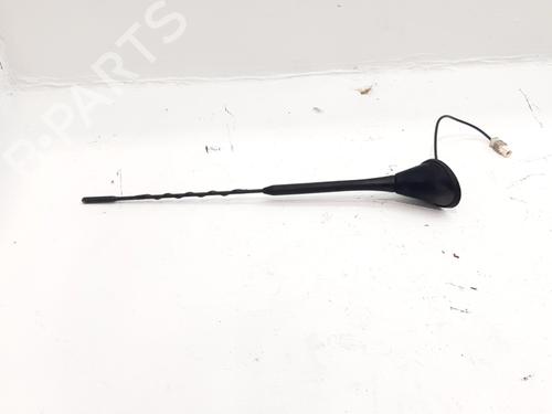 Antenne/Base SEAT IBIZA IV (6J5, 6P1) 1.2 TDI (75 hp) 32080276