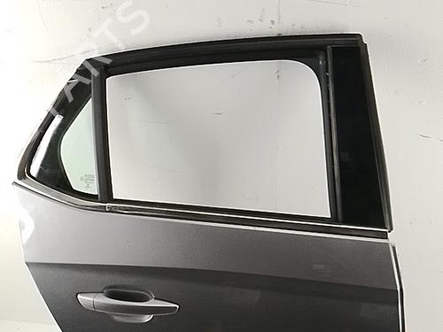 Used Right rear door Right rear door OPEL CORSA F (P2JO) 1.2 (68) (101 hp) 39740343 39740343