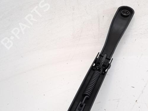 Front windshield wiper arm PEUGEOT 2008 II (UD_, US_, UY_, UJ_, UR_, UC_) 1.2 PureTech 100 (USHNK) | BP27668767C143 