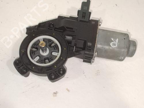 Used Right front window motor Right front window motor 37794223 37794223