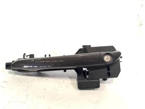 Used Front left exterior door handle HYUNDAI TUCSON (TL, TLE) 1.6 CRDi hybrid 48V (116 hp) 30623322