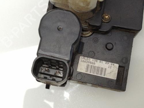 Vergrendeling rechts achter OPEL FRONTERA B (U99) 2.2 i (6B_ZC, 6B_VF, 6B_66, 6B_76) (136 hp) 23457685