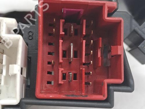 Fuse box AUDI Q5 (8RB) 2.0 TDI quattro | BP24172253E1 