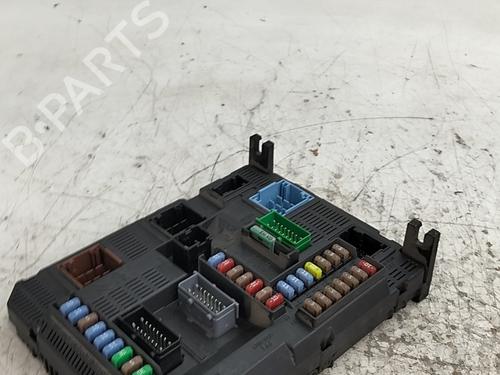 Fuse box PEUGEOT 2008 I (CU_) 1.2 THP 130 / PureTech 130 | BP40062734E1 - Image 4