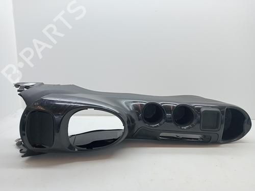 Used Armrest / Center console NISSAN JUKE (F15) 1.6 (117 hp) 23345761