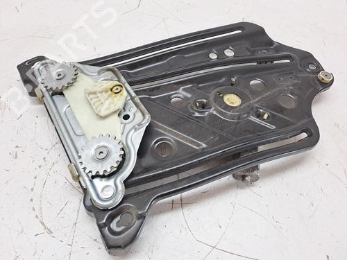 Rear right window mechanism BMW 1 Convertible (E88) 120 i | BP23944998C25 