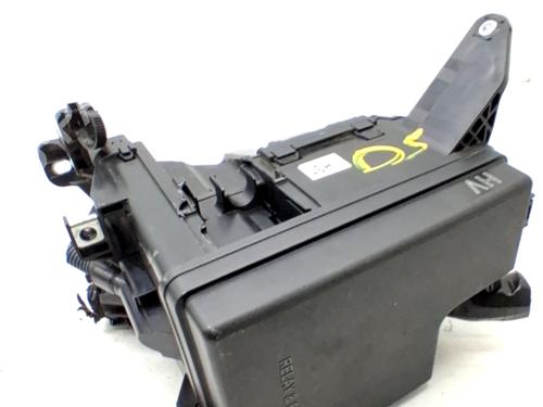 Used Fuse box LEXUS NX (_Z1_) 300h AWD (AYZ15, AYZ15_, AYZ15R) (197 hp) 32106733