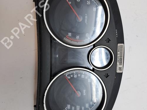 Used Instrument cluster OPEL ZAFIRA / ZAFIRA FAMILY B (A05) 1.6 (M75) (105 hp) 23369052