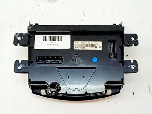 Commande Chauffage HYUNDAI i30 (GD) 1.4 CRDi (90 hp) 30050386