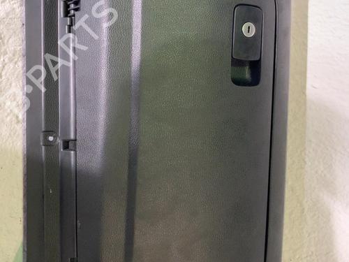 Handskerum Handskerum VW GOLF VI (5K1) 1.6 TDI (90 hp) 34209609 34209609