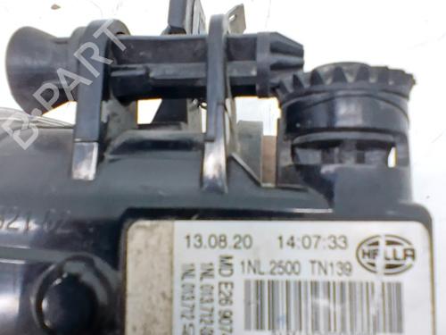 Used Right front fog light Right front fog light RENAULT TALISMAN (LP_) 1.7 Blue dCi 120 (LPA7) (120 hp) 33841916 33841916