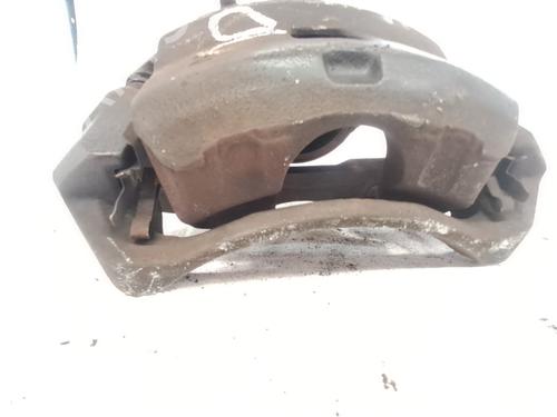 right-front-brake-caliper-nissan-nv200-evalia-bus-2010-36539846 main image