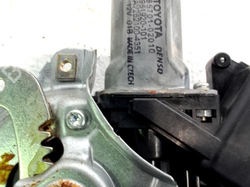 Front right window mechanism TOYOTA AURIS Estate (_E18_) 1.8 Hybrid (ZWE186_, ZWE186R, ZWE186H) | BP32042293C23