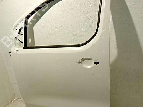 Left front door PEUGEOT EXPERT Van (V_) 1.6 BlueHDi 95 | BP29627084C2 