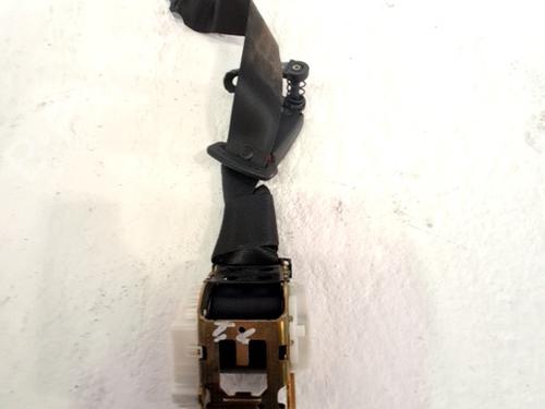Used Rear left seatbelt BMW X3 (E83) 2.0 d (150 hp) 29559071