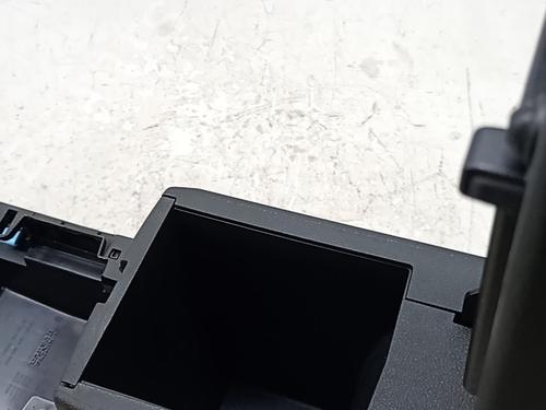Armrest / Center console RENAULT ARKANA I (LCM_, LDN_) 1.3 TCe 140 (LDN0) | BP37604520I20 - Image 4