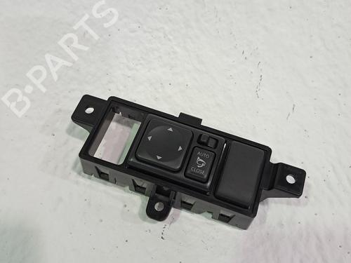 Used Mirror switch NISSAN MICRA IV (K13K, K13KK) 1.2 (80 hp) 25248821