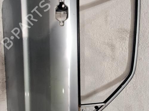 Dør høyre foran Dør høyre foran MITSUBISHI PAJERO III (V7_W, V6_W) 3.2 Di-D (V68W) (160 hp) 36321192 36321192