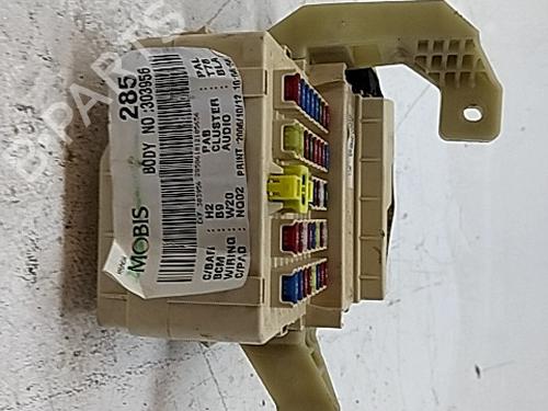 Used Fuse box HYUNDAI SONATA V (NF) 2.0 CRDi (140 hp) 29556812