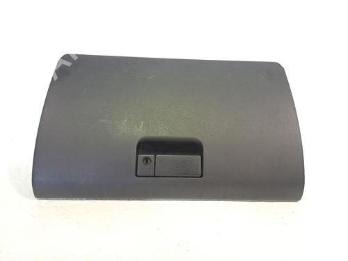 Used Glove box SUZUKI GRAND VITARA II (JT, TE, TD) 1.9 DDiS All-wheel Drive (JT419, TD44, JB419WD, JB419XD,... (129 hp) 26192701