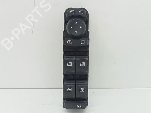 Used Left front window switch RENAULT MEGANE III Grandtour (KZ0/1) 1.5 dCi (KZ09, KZ0D, KZ1G, KZ29, KZ14, KZ1W, KZ10, KZ1F,... (110 hp) 30898164
