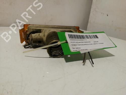 Right front indicator RENAULT RAPID Box Body/MPV (F40_, G40_) 1.4 (F402) | BP25457712C33 