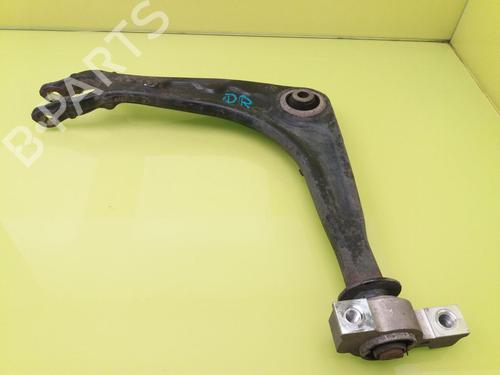 Højre fortil bærearm PEUGEOT 407 (6D_) 2.0 HDi 135 (6DRHRH, 6DRHRE, 6DRHRG, 6DRHRJ) (136 hp) 24107361