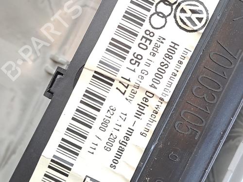 Interior roof light SEAT EXEO (3R2) 2.0 TDI | BP26675130I8 